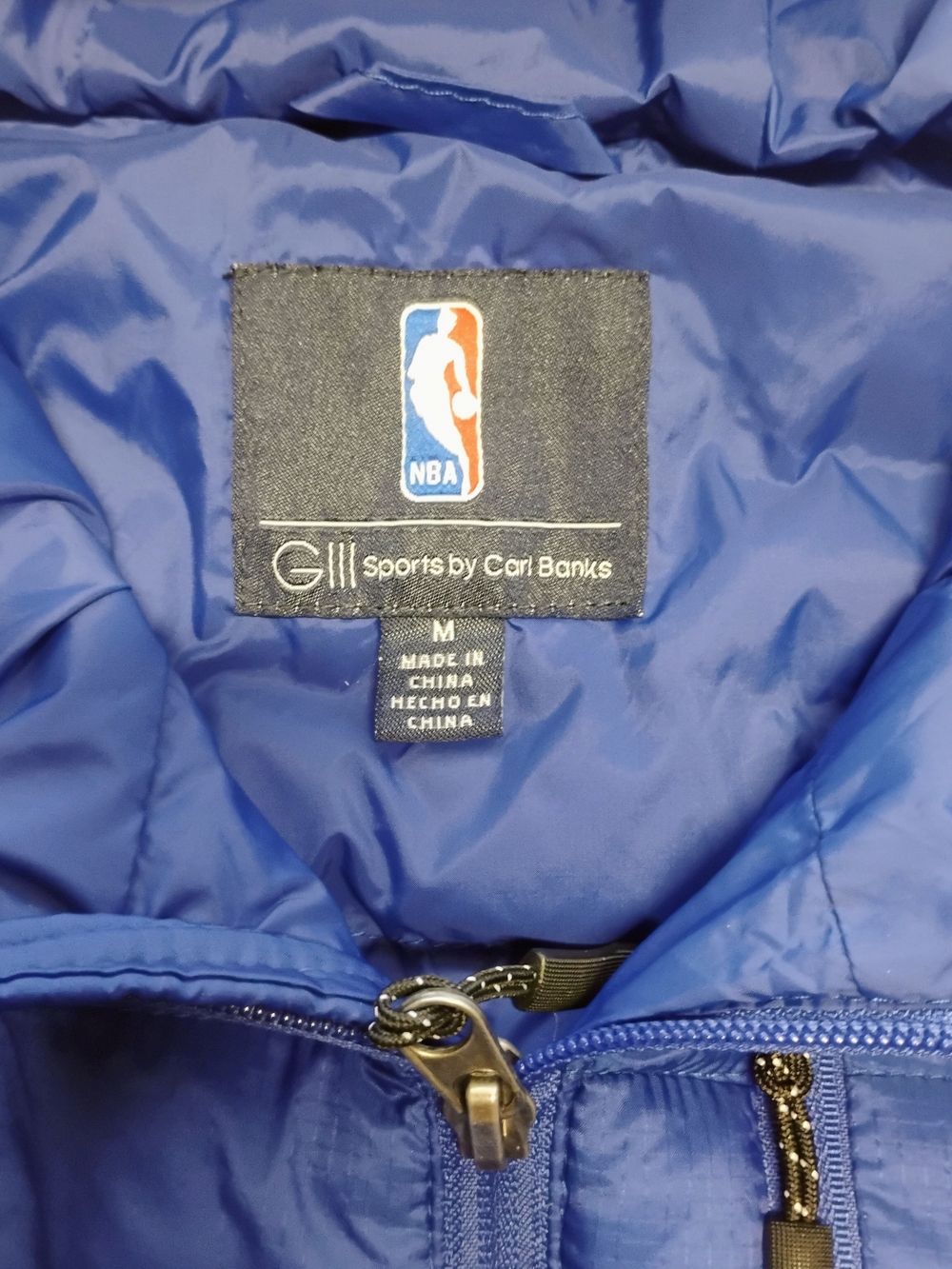 Detroit Pistons Blue Quilted Hooded Puffer Jacket - Picture 2 of 2